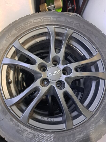 Vand 4 cauciucuri de vara cu 4 jante noi