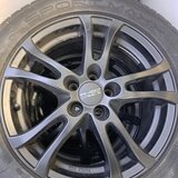 Vand 4 cauciucuri de vara cu 4 jante noi